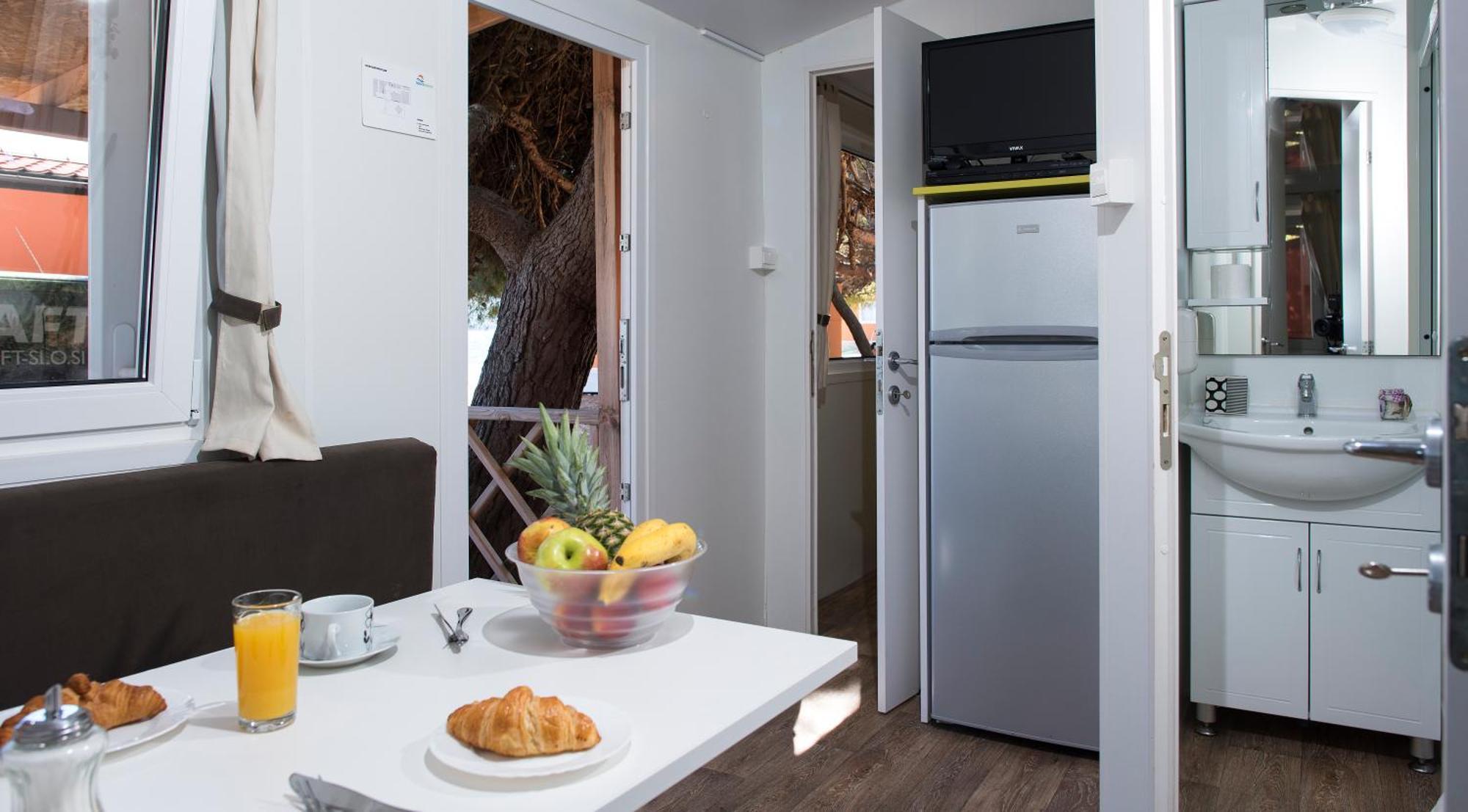 Mobile Homes Camp Perna - Adriatic Kampovi أوروبيتش المظهر الخارجي الصورة