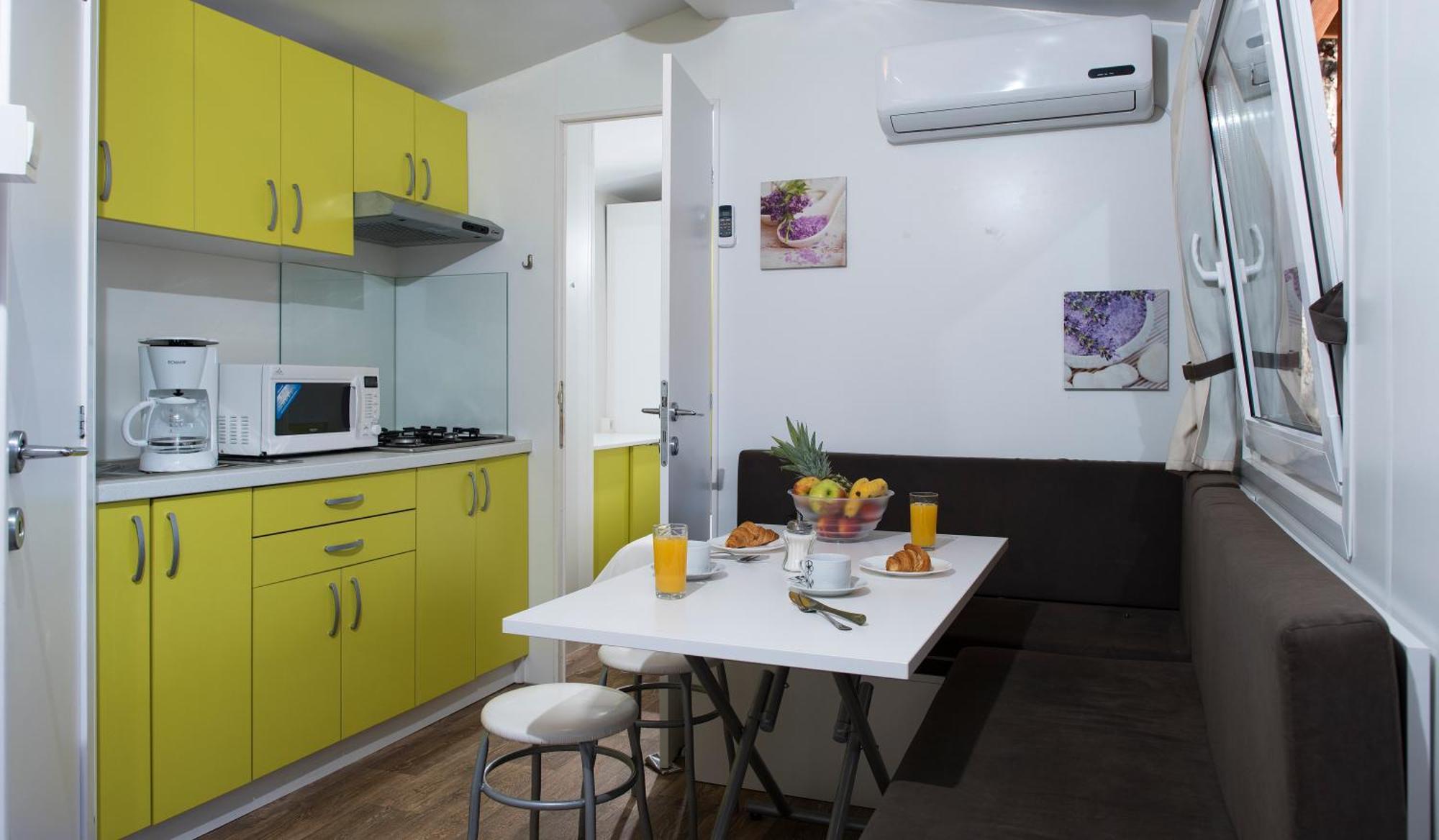 Mobile Homes Camp Perna - Adriatic Kampovi أوروبيتش المظهر الخارجي الصورة